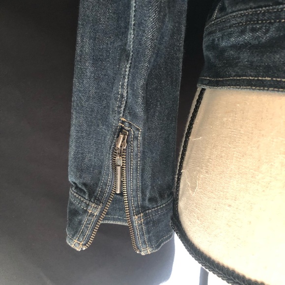 Denim jacket - Picture 3 of 4