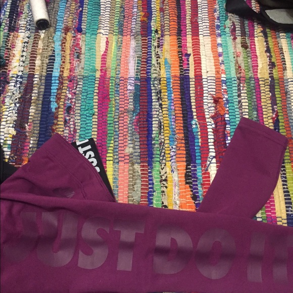 Nike leggings - Picture 3 of 4