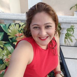 Meet your Posher, Maria