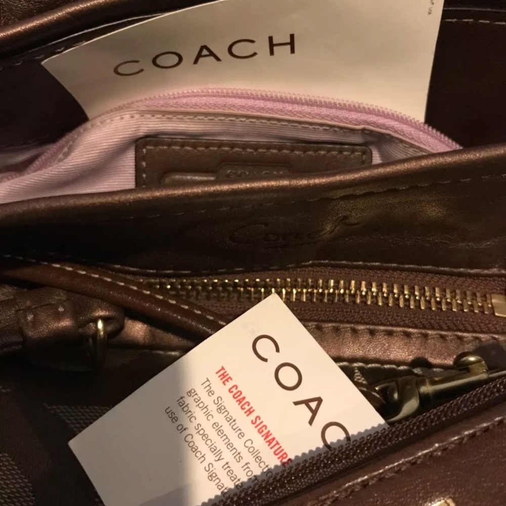 Coach Bag - Picture 3 of 5