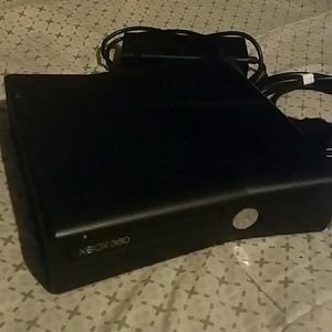Xbox 360 Elite System