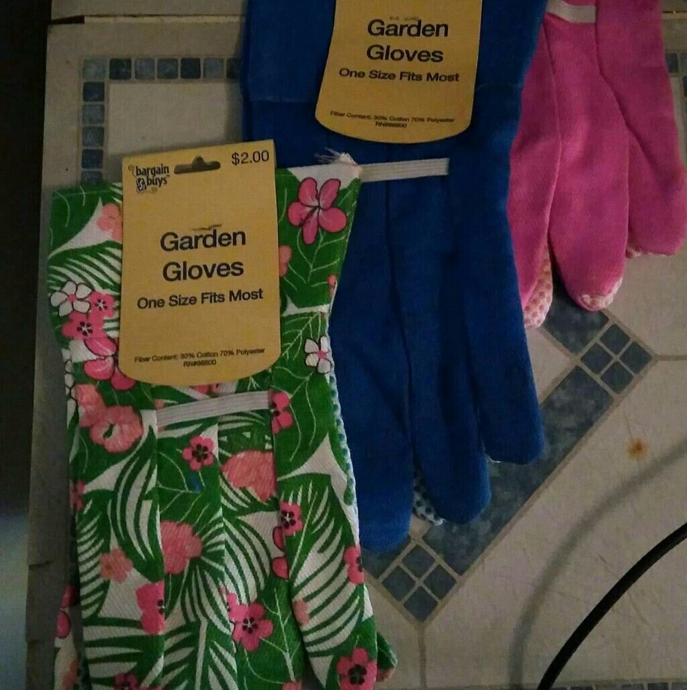 GARDEN GLOVES