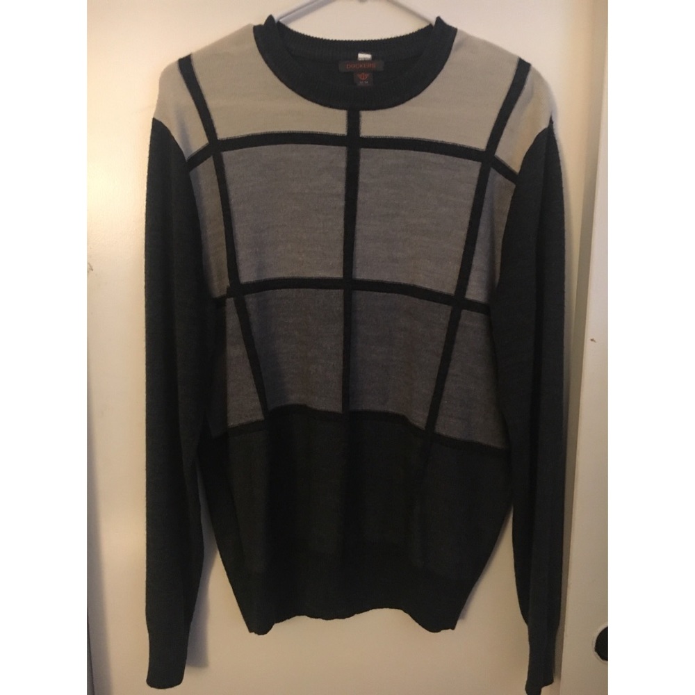 Dockers crewneck sweater