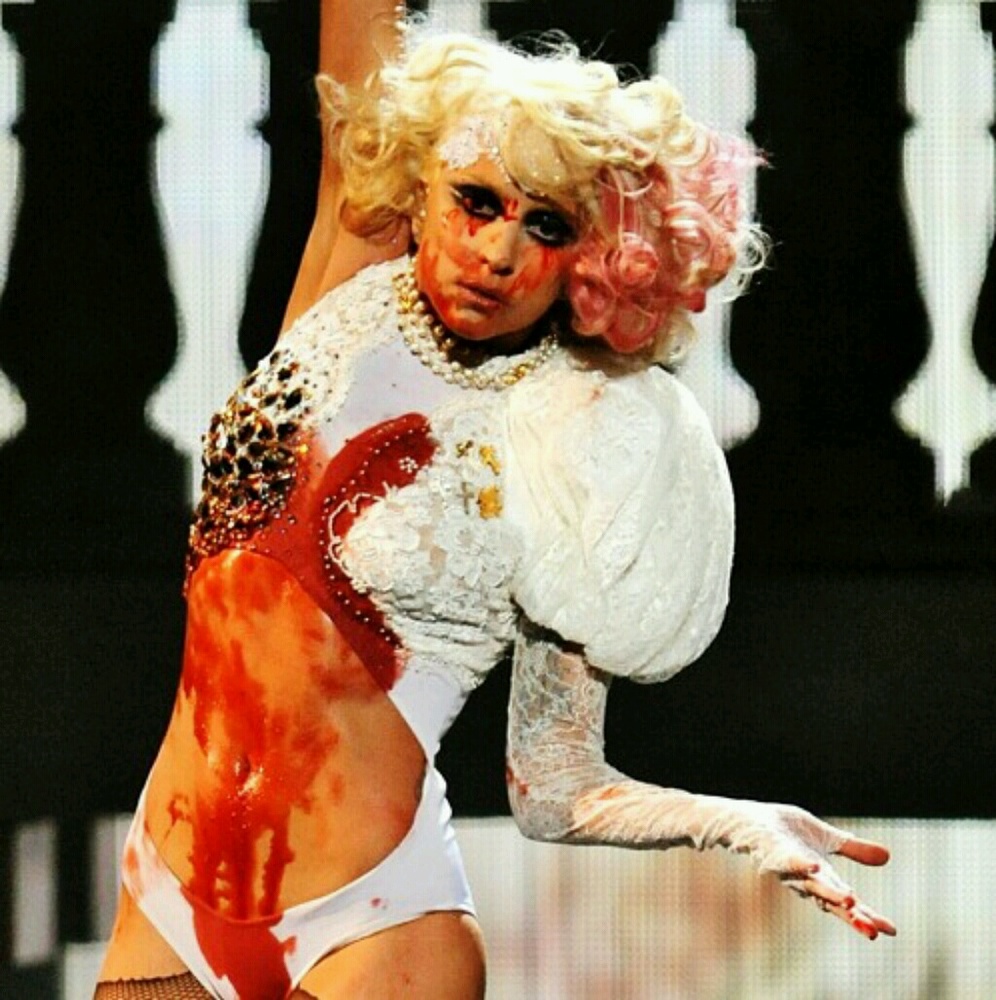 Meet your Posher, PinkCorpse POSH AMBASSADOR!