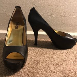 💯 Auth MICHAEL Michael Kors Miami Pumps, 7.5