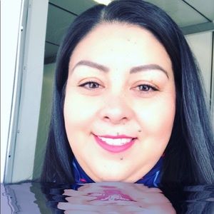 Meet your Posher, Marissa