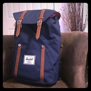 NWT Hershel Backpack / Navy