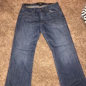 Men’s Lucky brand jeans.