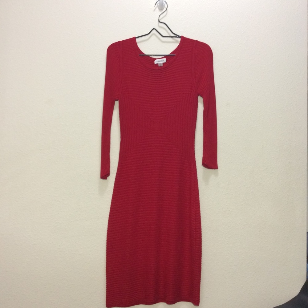 Stunning red ribbed Calvin Klein dress 👠