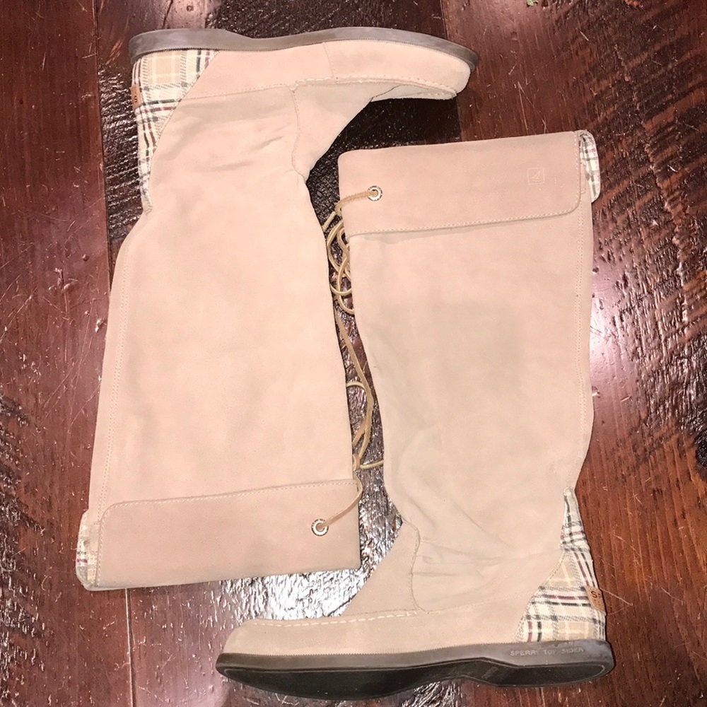 Sperry Suede Boots