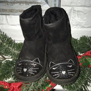 Toddler size 8 girls kitty boots