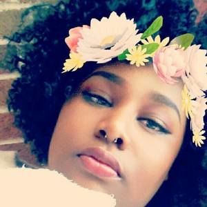 Meet your Posher, Ajaida