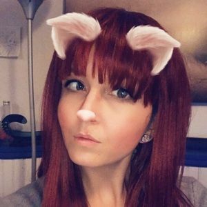 Meet your Posher, Angela