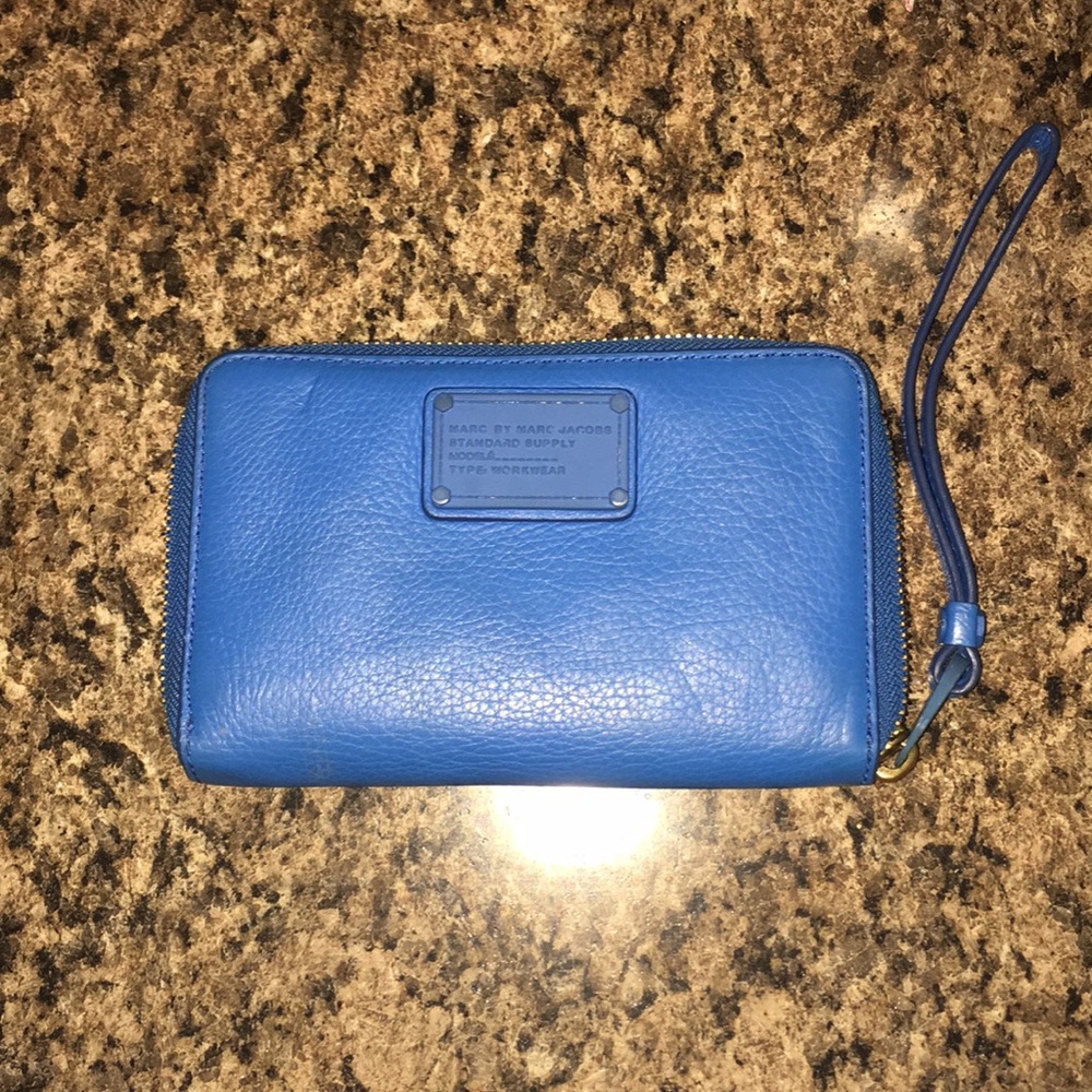 MARC JACOBS WRISTLET