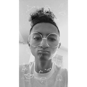 Meet your Posher, Elijah