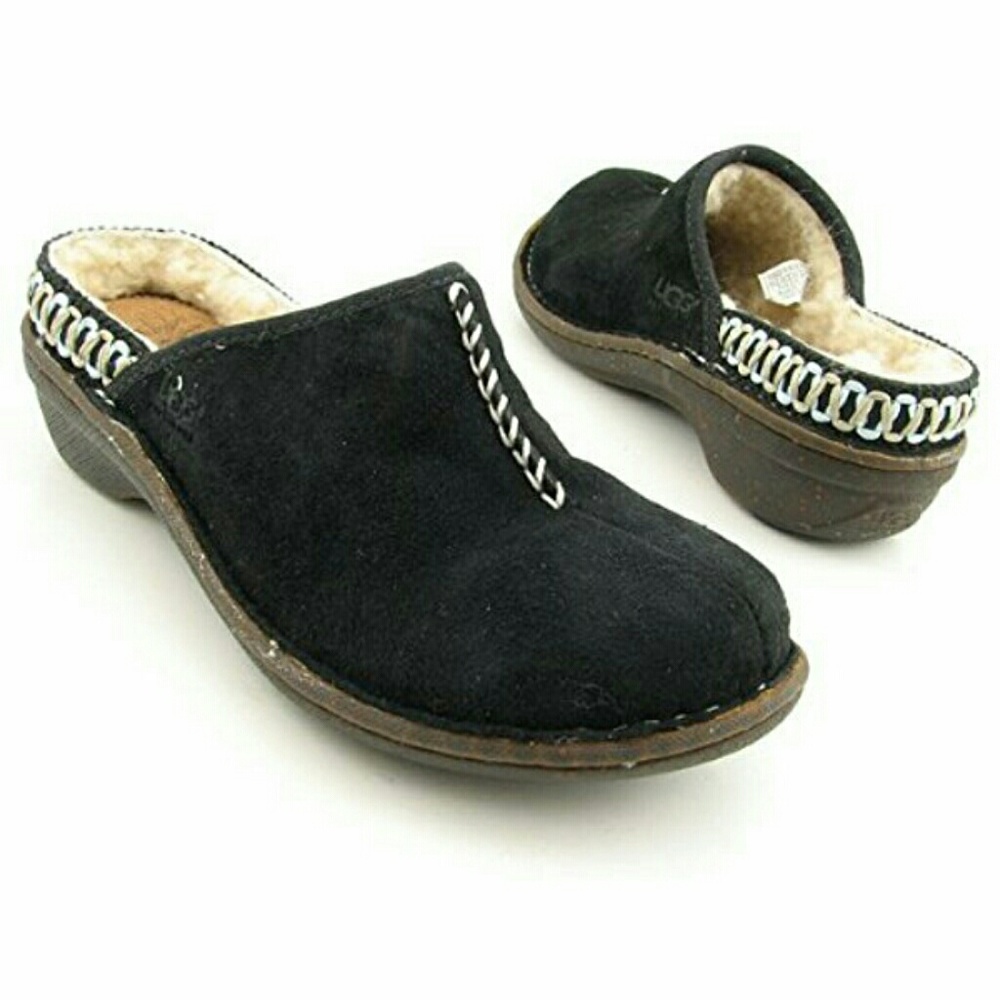 UGG™ Twin-faced Sheepskin Kohala Clogs