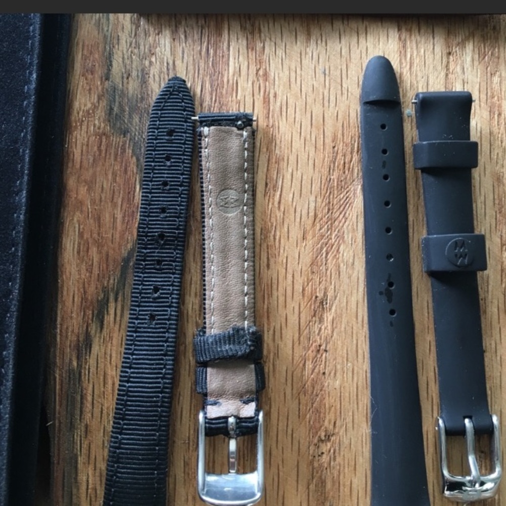 Black rubber watch band 👍