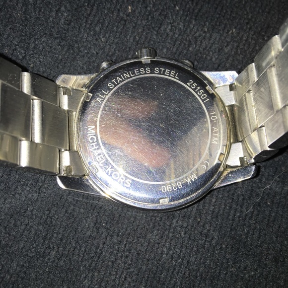 Men's Michael Kors Watch - Picture 2 of 2