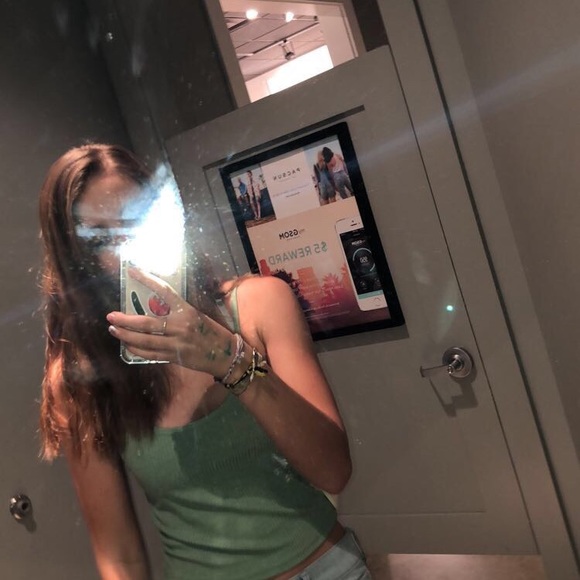 Meet your Posher, Ada - Picture 1 of 1