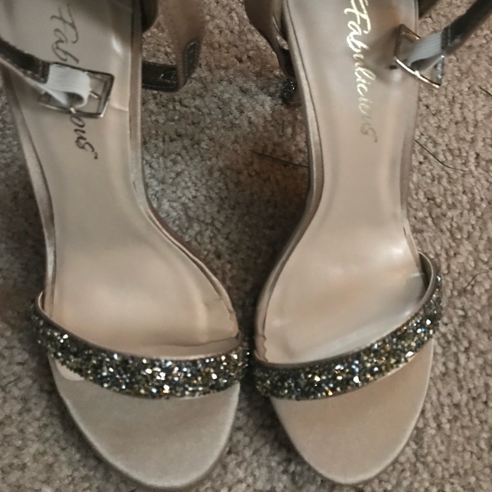 BEAUTIFUL Never Worn Sequin Strap Sandal