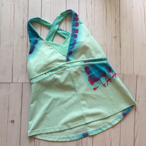 lululemon athletica Tops - Lululemon Light Blue Print Tank 10