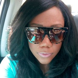 Meet your Posher, Tiffani