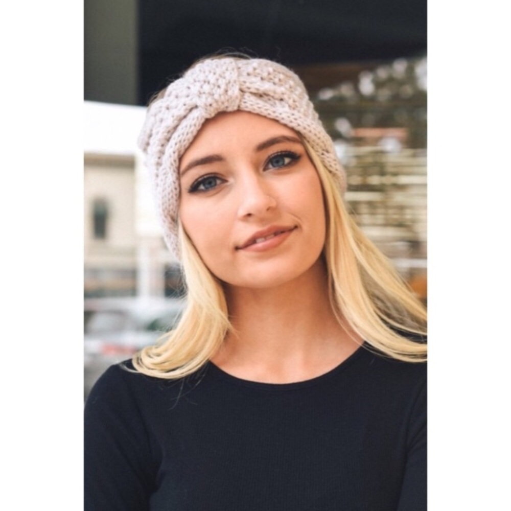 IVORY CHUNKY KNIT HEADBAND $18