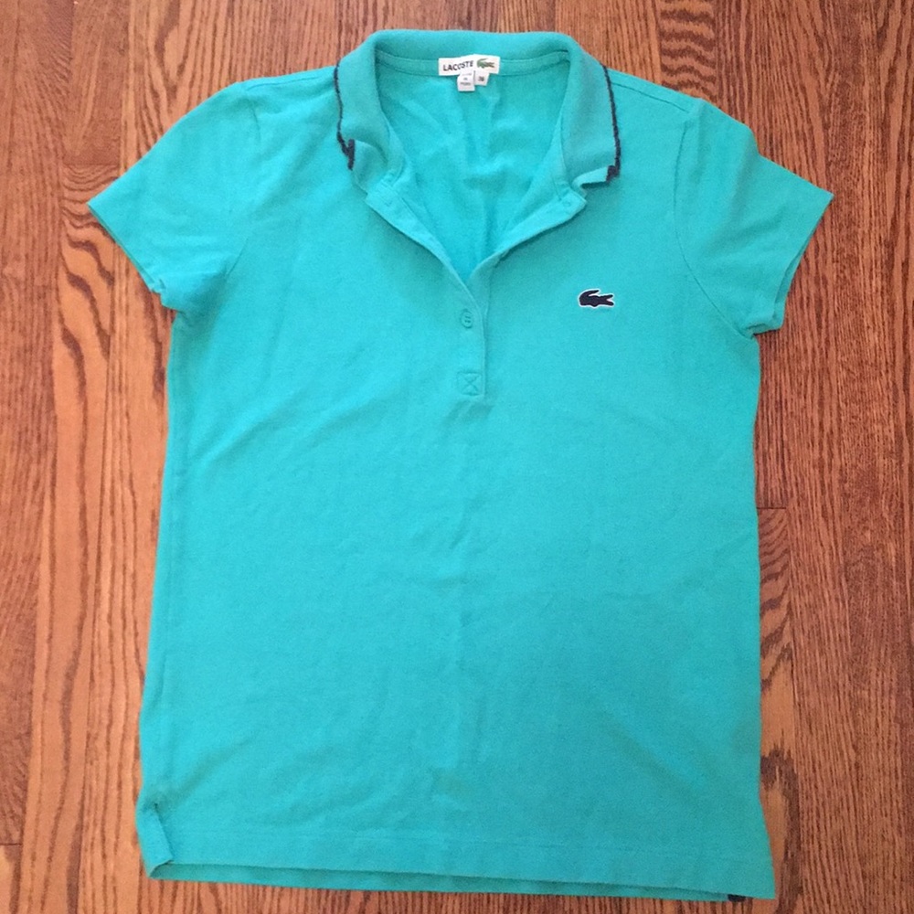 Lacoste polo size small (36)