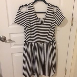 TRINA by Trina Turk striped dress