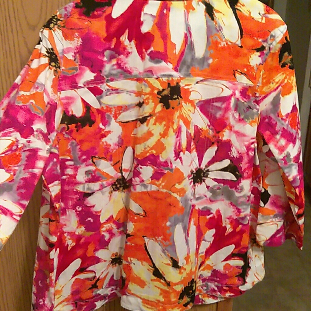 Fashion Jacket - Picture 2 of 5