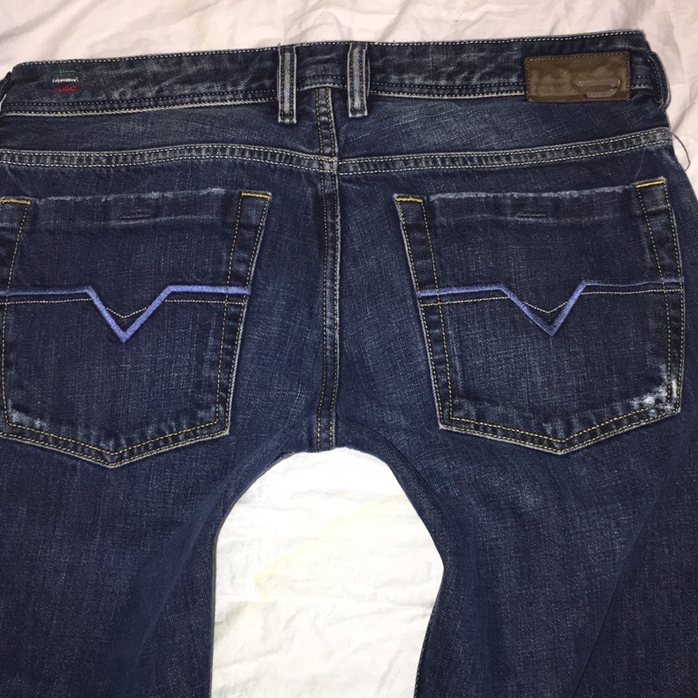 DIESEL ZATHAN JEANS 32 x 32