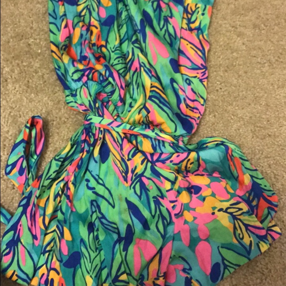 Lilly Pulitzer hot spot romper size S