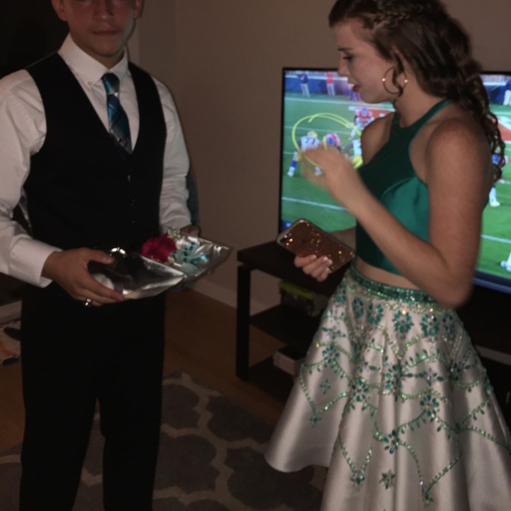 Rachael Allen homecoming dress !