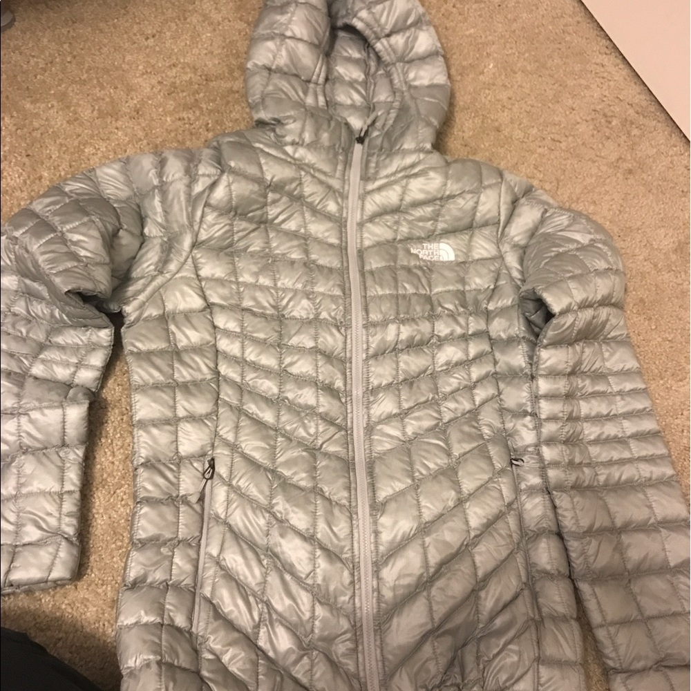 TONS OF NAME BRAND ITEMS FOR SALE - GREAT GIFTS