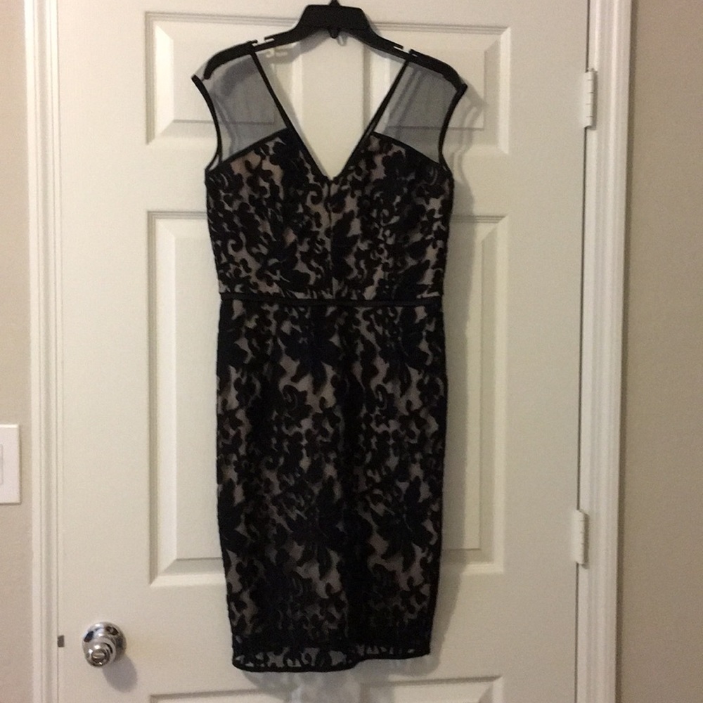 Maggie London Lace/Nude Cocktail Dress - Sz 8