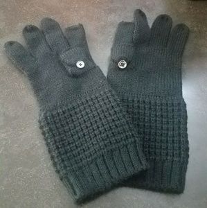 Tech winter gloves