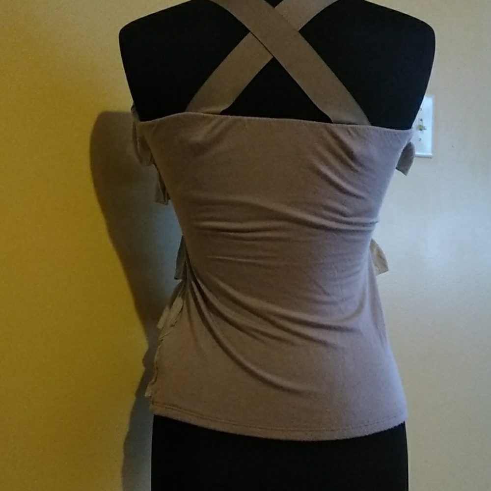 Cute Top - Picture 2 of 4