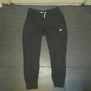 Nike crop gym pants