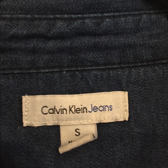 Calvin Klein denim shirt - Picture 3 of 3