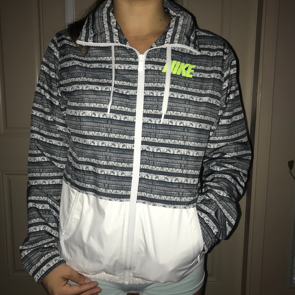 Nike Sportswear Ripstop Windrunner Jacket