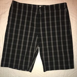 Jones New York Women’s black/white plaid shorts.