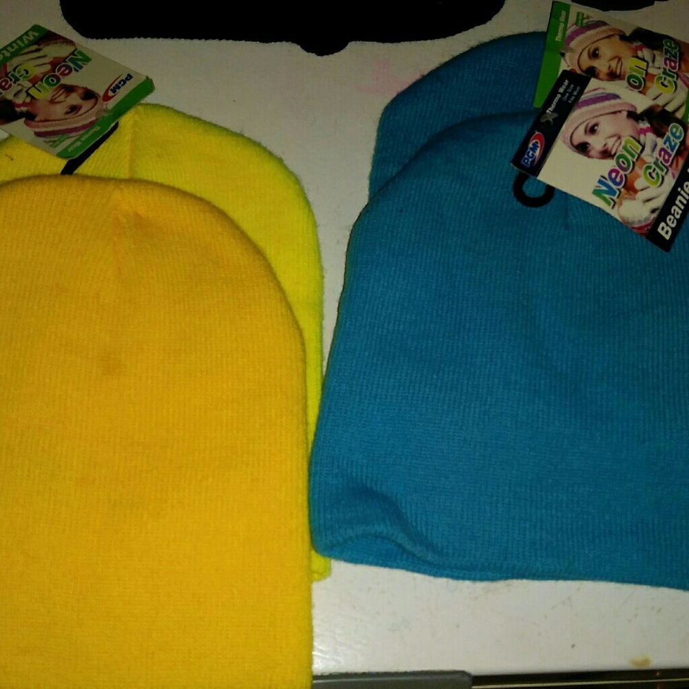 HAT - Picture 3 of 3