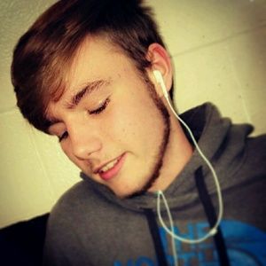 Meet your Posher, Dallyn