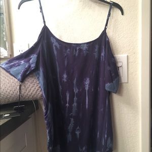 Fabulous Rock & Republic tie dye cold shoulder top