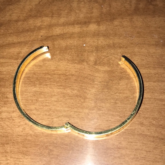 Gold Bangle - Picture 4 of 4