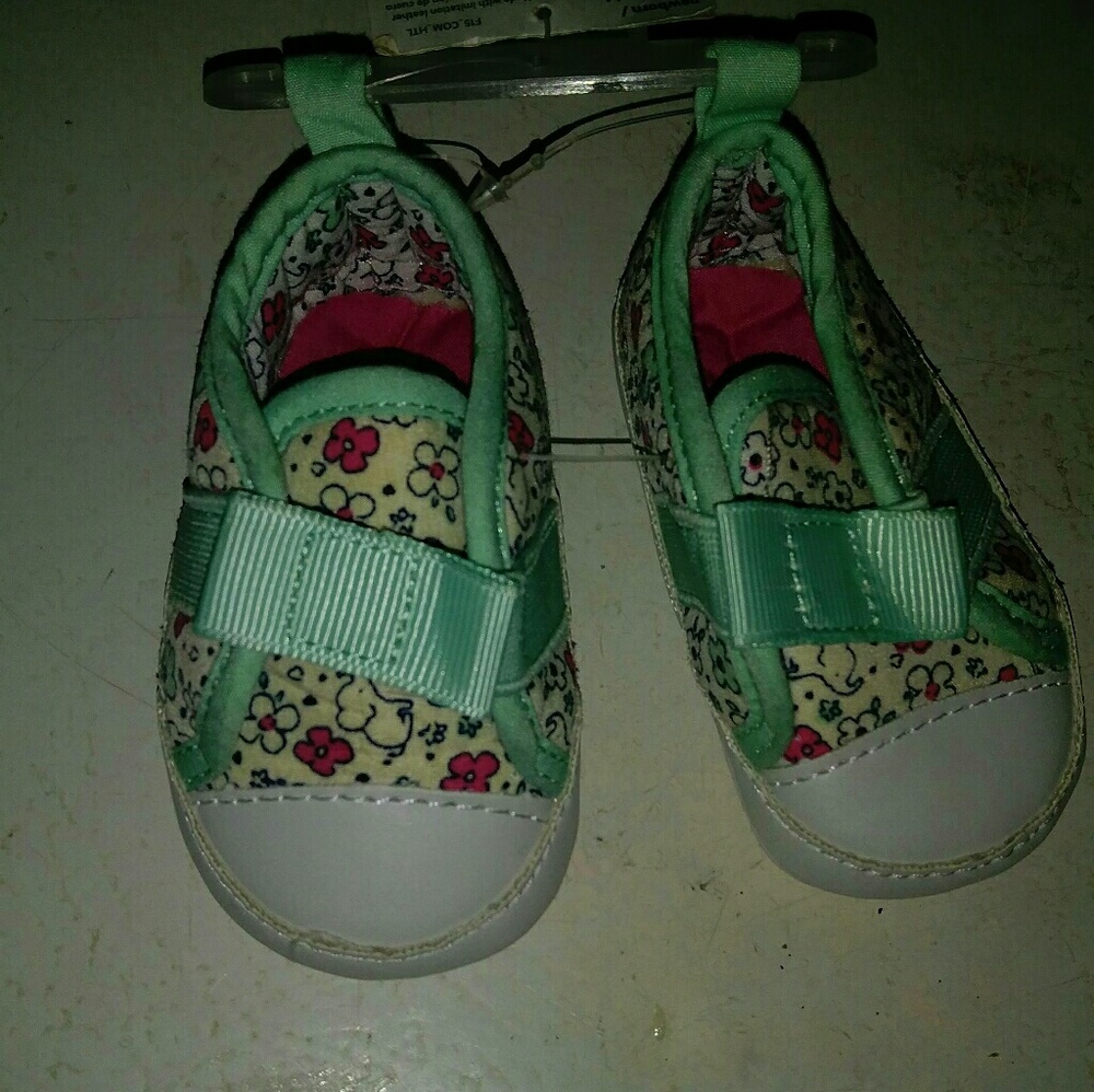 BABY SHOES