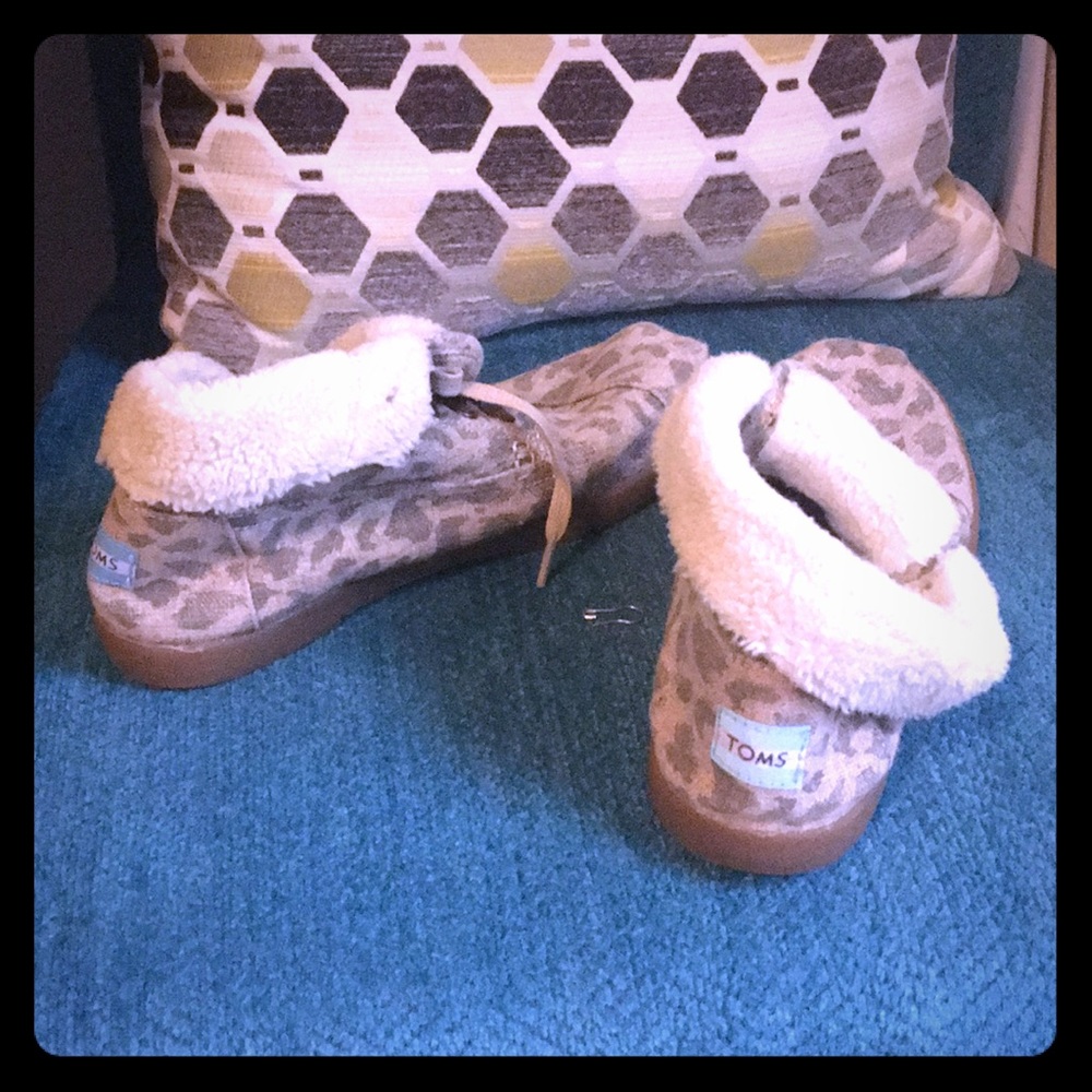 Toms Booties