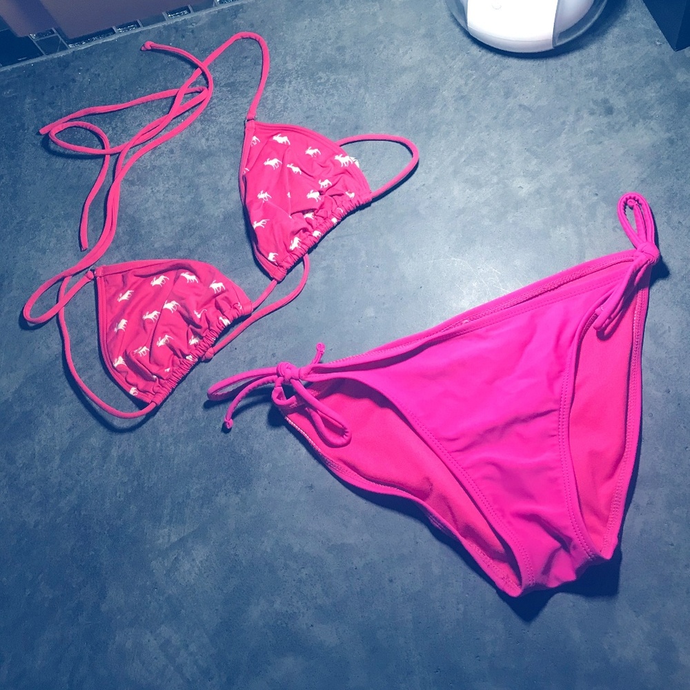 abercrombie and Fitch bikini top medium bottoms sm