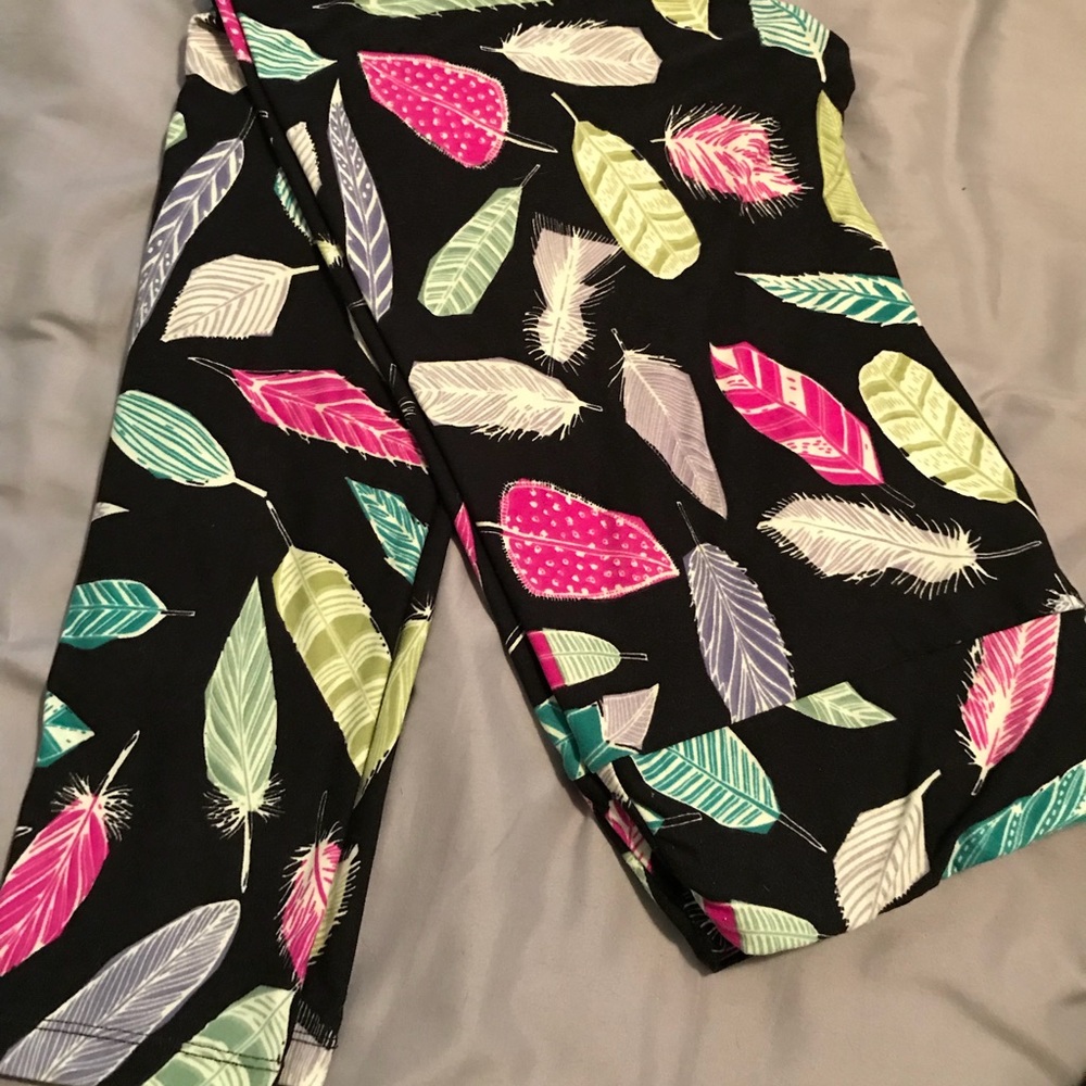 NEVER WORN Lularoe Leggings TC