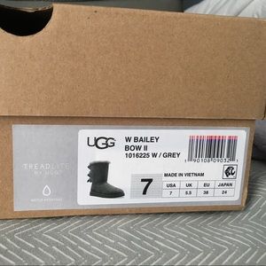 Ugg bailey bows